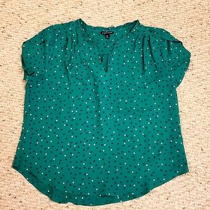 41 Hawthorn short sleeve, tulip sleeve women's blouse. Extra large petite.